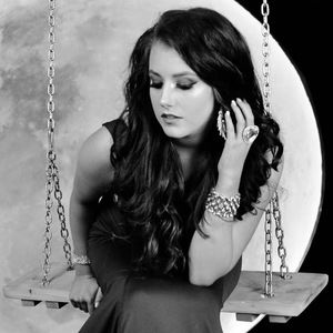 Meet your Posher, Maddie